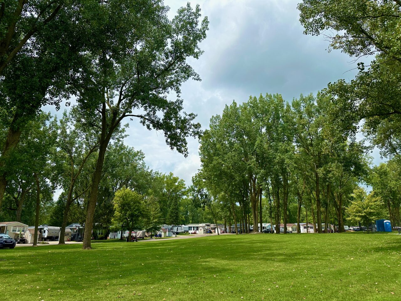 Holiday Shores Rv Resort Goodall Road Durand Mi HOME - holidayshoresrv.com
